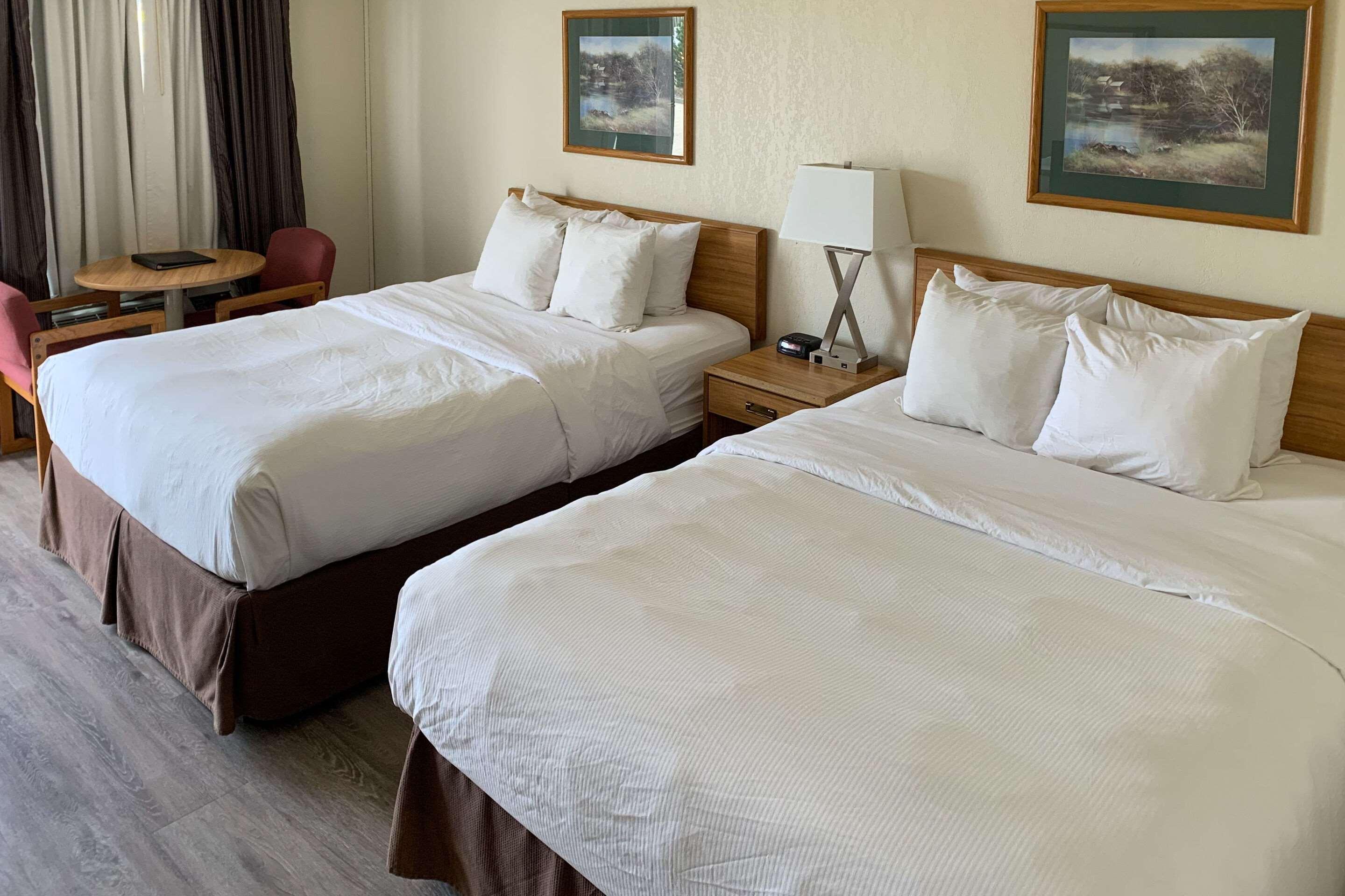 Rodeway Inn Windsor Mill Dış mekan fotoğraf