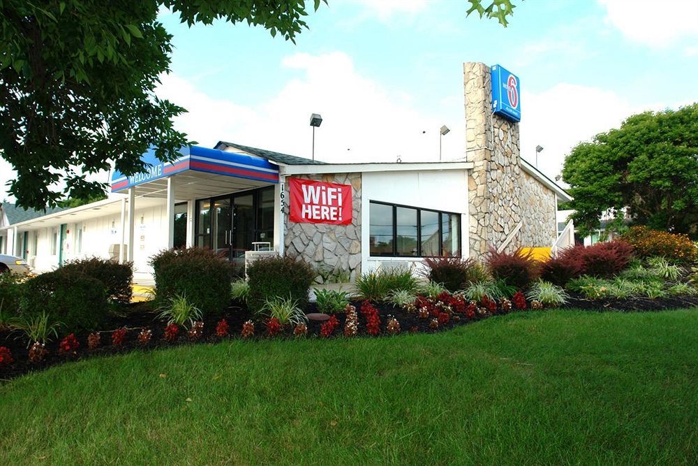 Rodeway Inn Windsor Mill Dış mekan fotoğraf